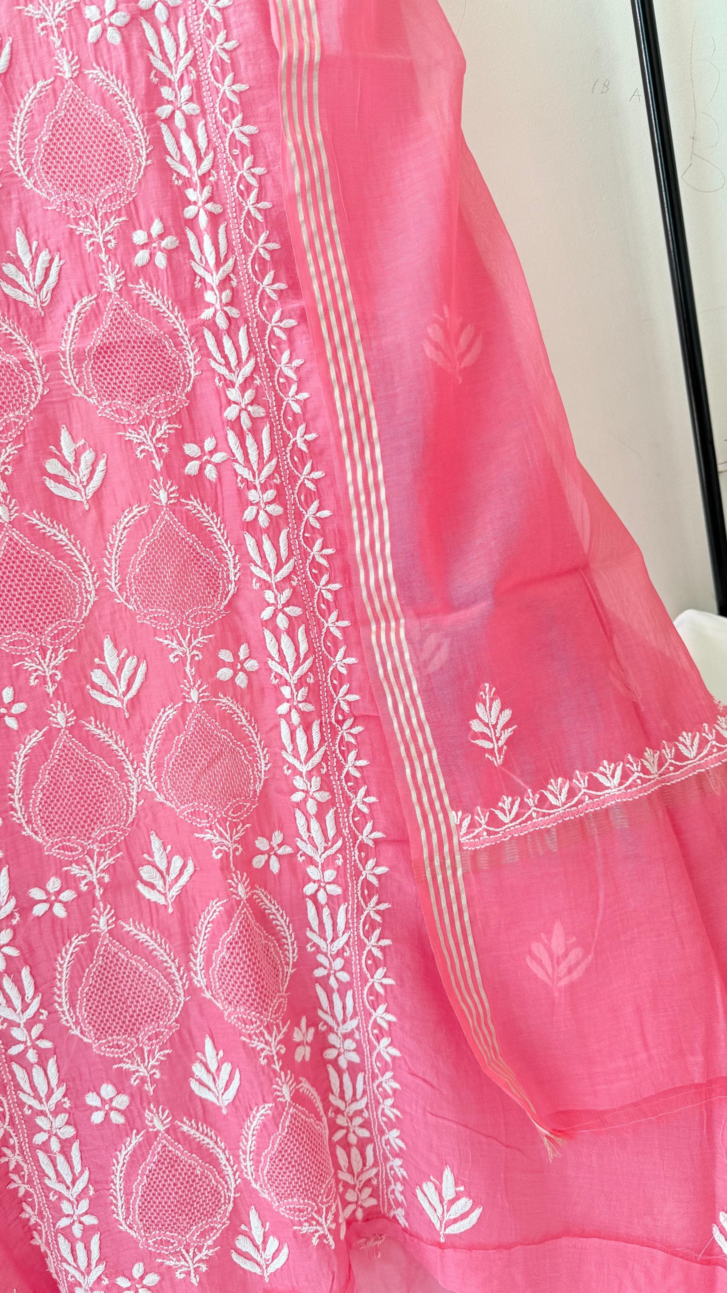 The Gulabi Grace