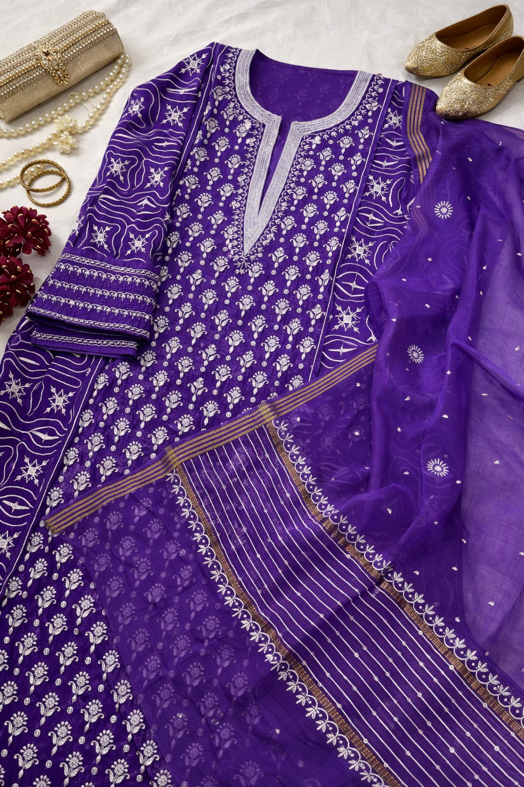 A Regal Whisper: The Amethyst Aura
