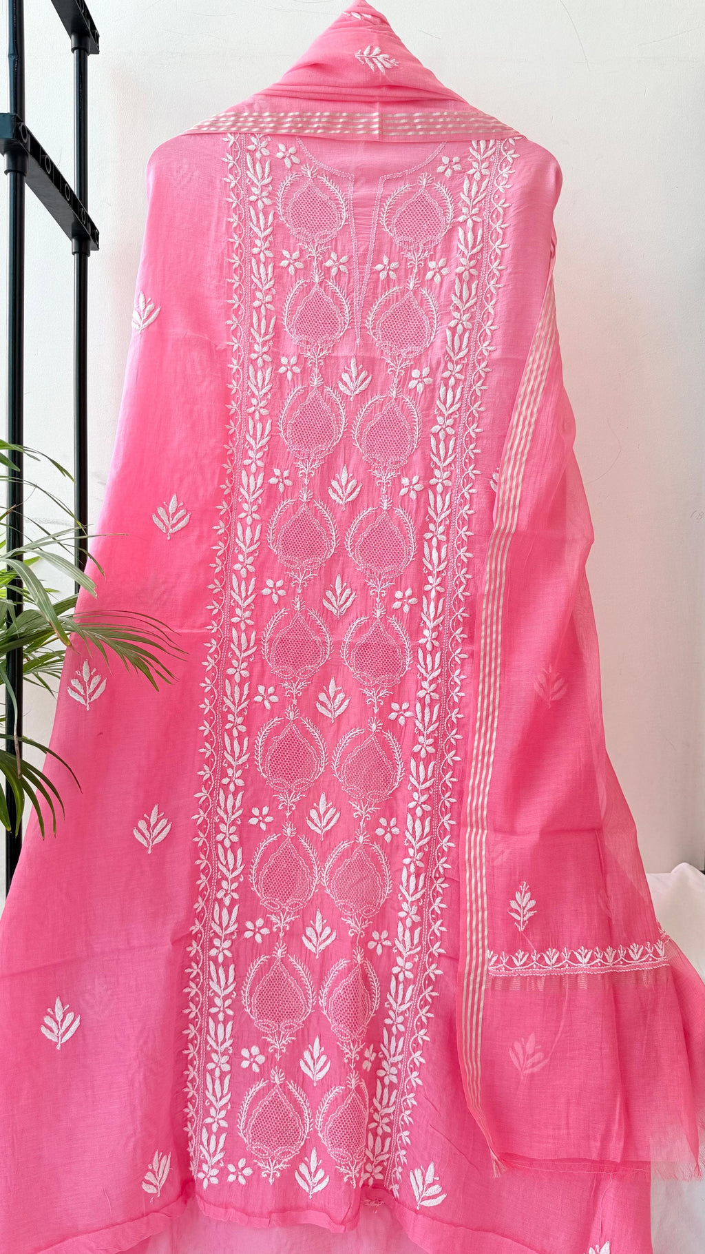 The Gulabi Grace